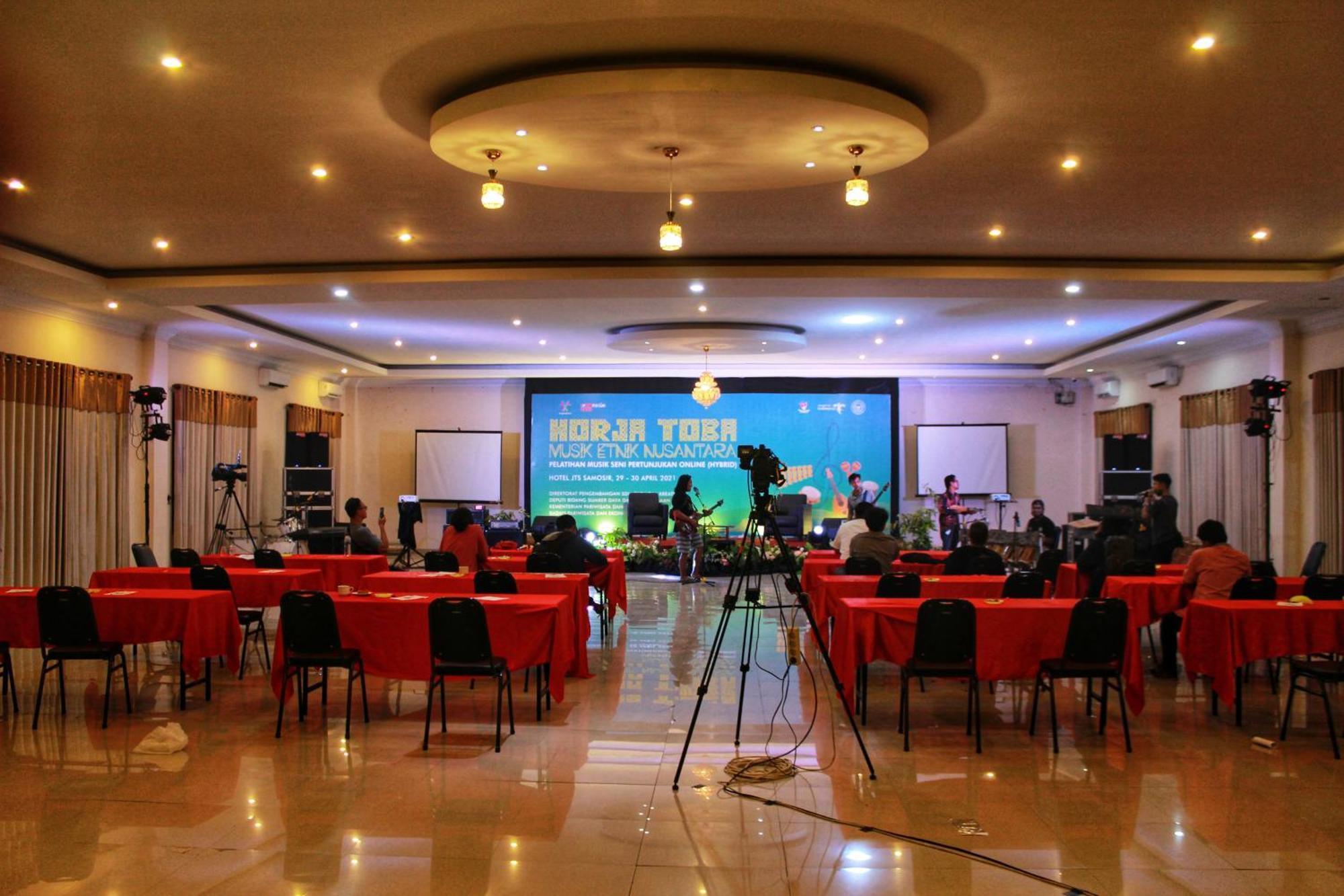 Jts Hotel Sinabono Dış mekan fotoğraf